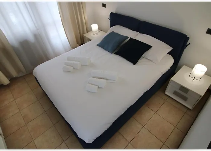 10 Min Metro Palavela Apartman *